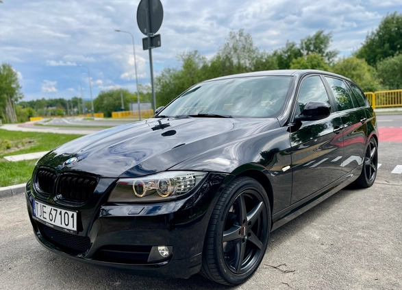 BMW Seria 3 cena 27500 przebieg: 288000, rok produkcji 2010 z Kielce małe 326